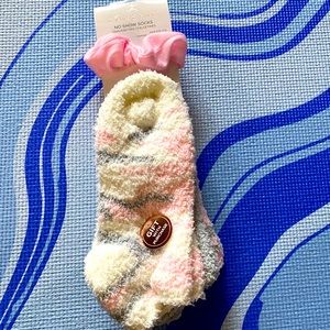 Set of 3 with ruffle